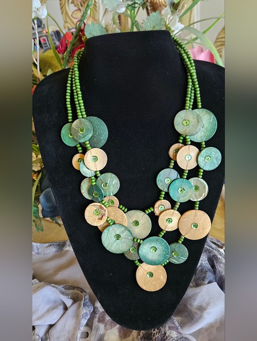 Boho Green & Tan Coconut Shell Disc Statement Necklace Multi Strand Bead Sequin